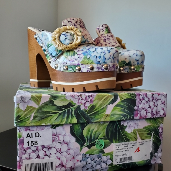 Dolce & Gabbana Platform Mules - Picture 11 of 12